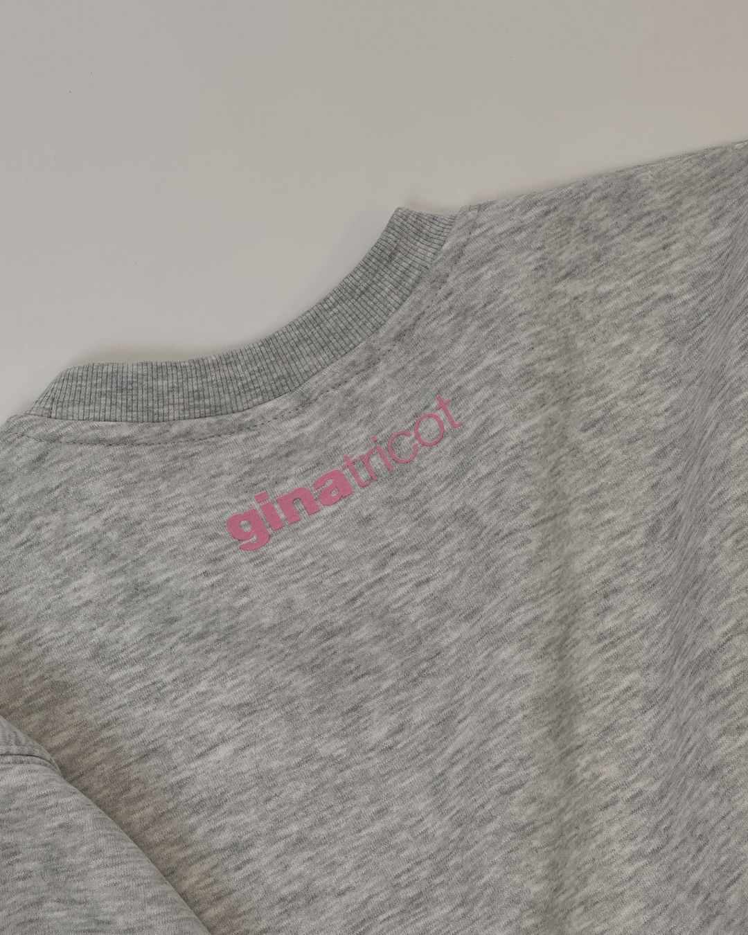 Peysa Live Show Merch x GinaTricot
